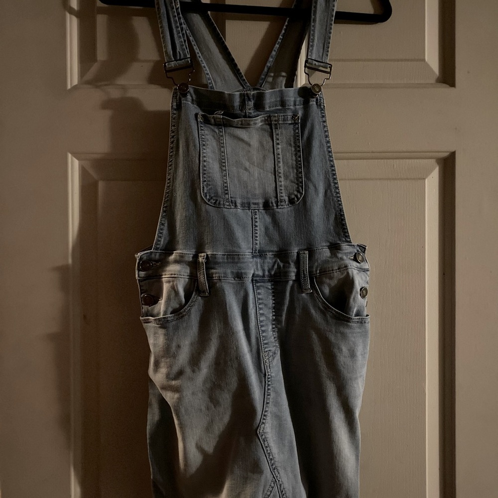 Kancan skirtalls size medium